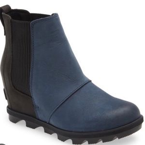 Joan of Arctic Wedge II Chelsea by Sorel. Collegiate Navy/Black